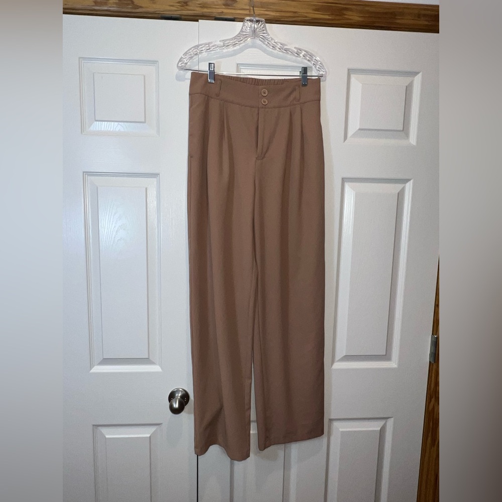 HALARA Women's Tan Pants